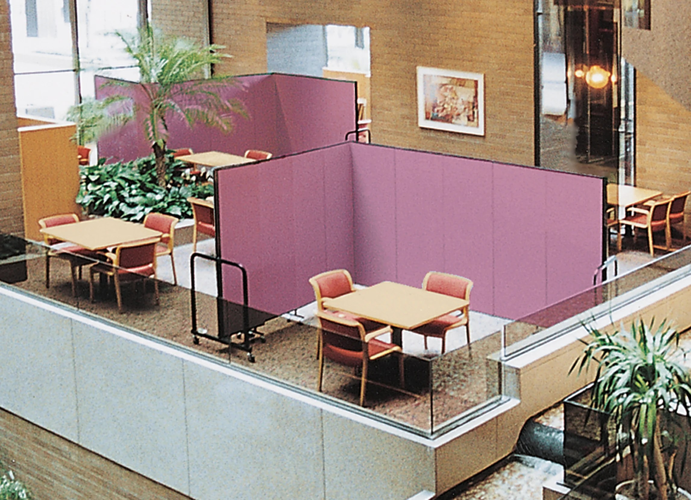 Removable Wall Dividers Used to Absorb Sound in Popular Resorts