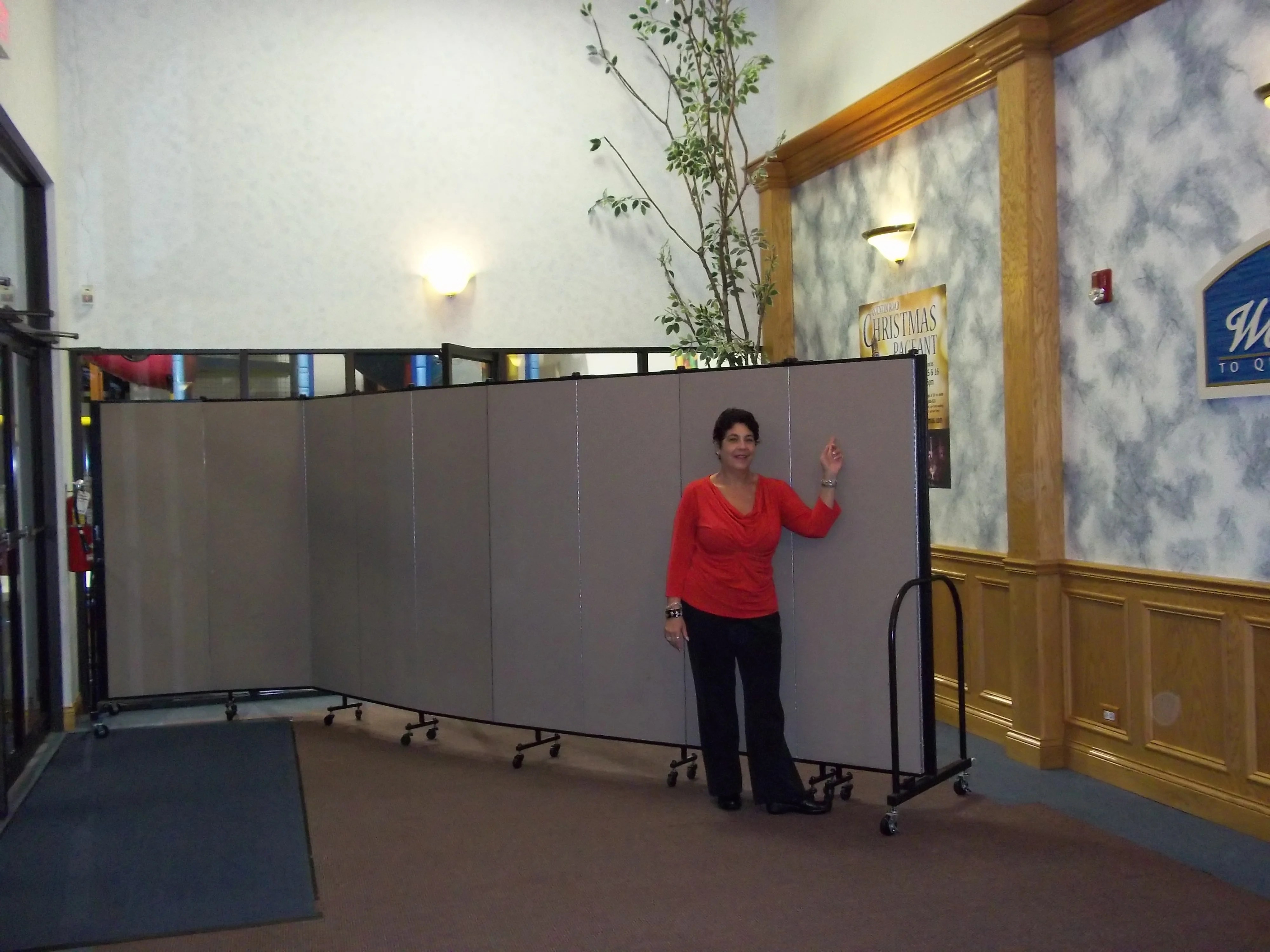 Room Dividers For Banquet Halls Add Elegance Screenflex
