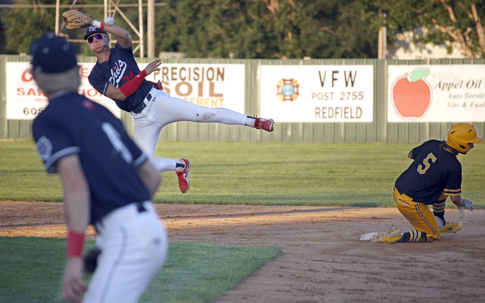 Dell Rapids defeats Redfield in matchup of unbeatens SD SportScene
