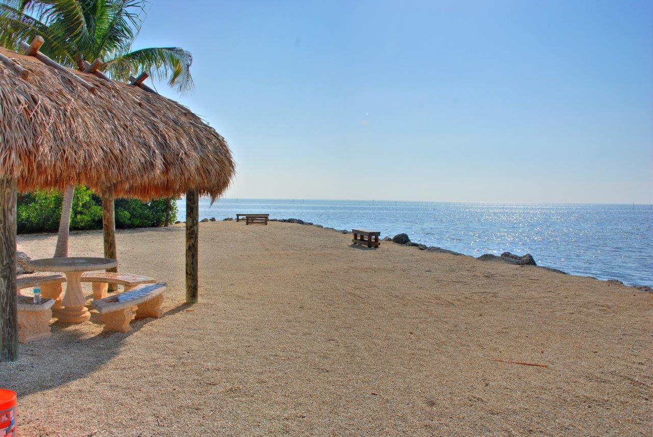 Sea Gulls Condominium