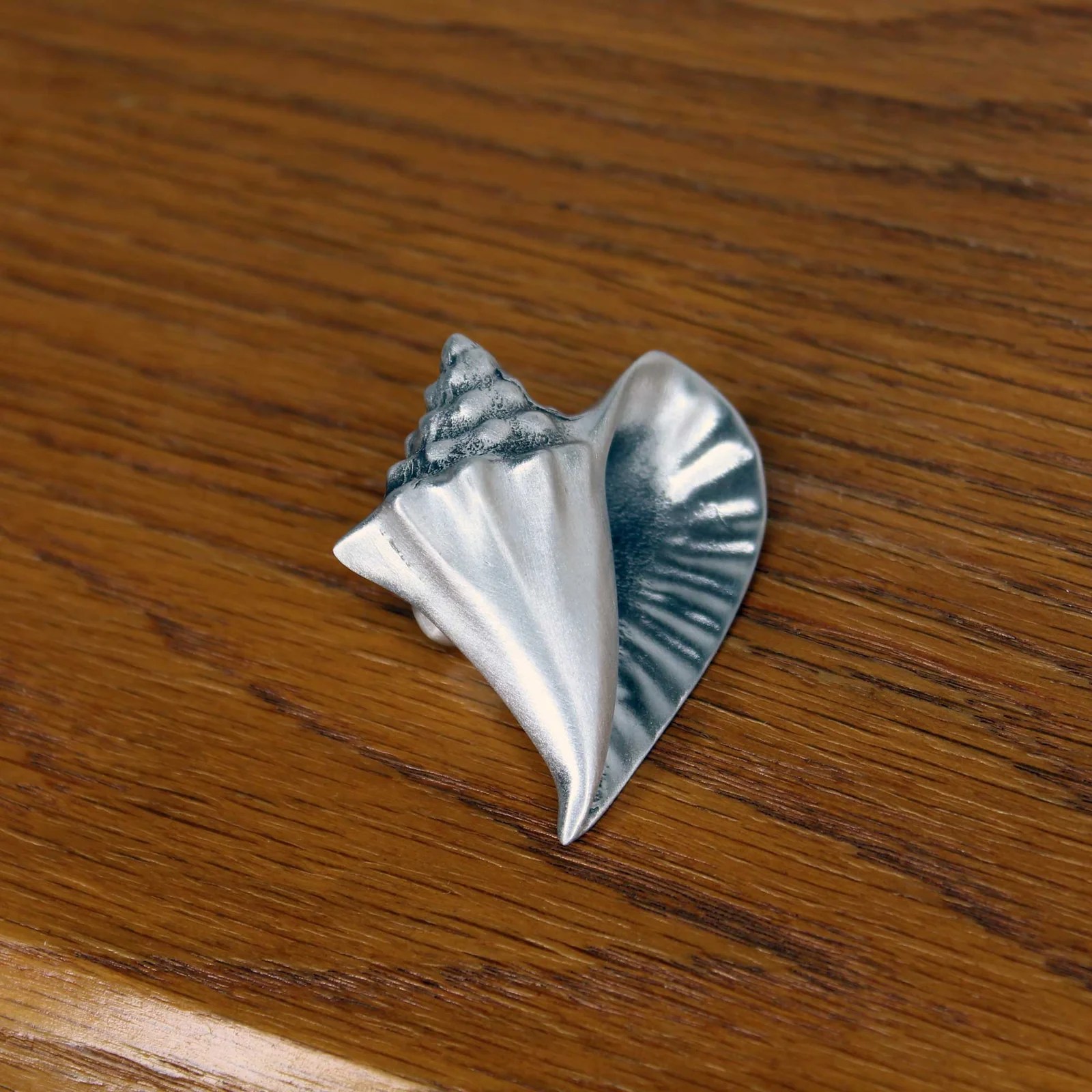 Conch Knobs, Small, Right Flange Costello Coastal Knobs