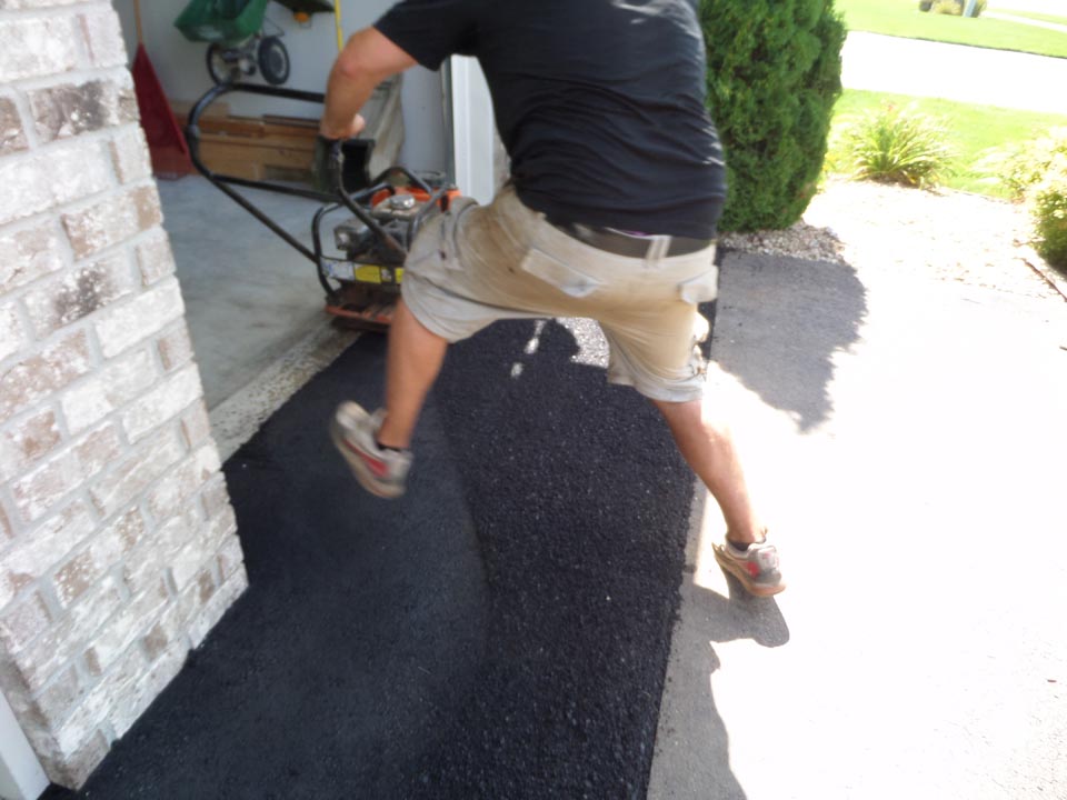Asphalt Apron Repair MN Driveway Apron Replacement Asphalt Sealing