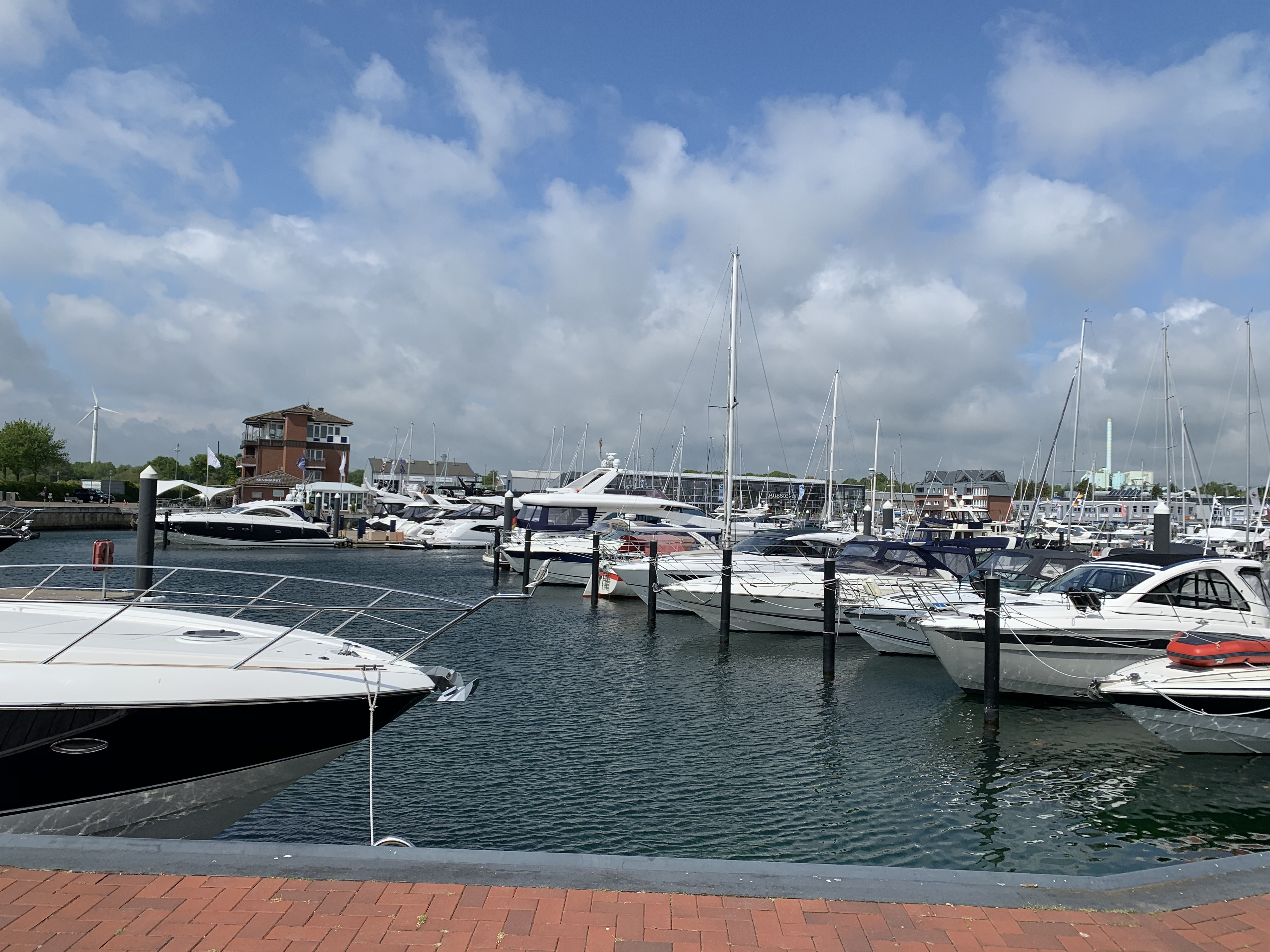 Neustadt Ancora Marina Hafen bei Neustadt in Holstein SeaMe