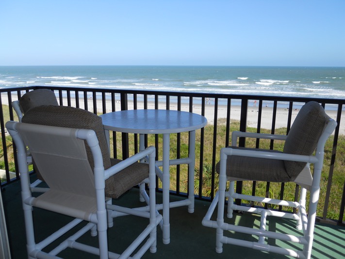 Deck Furniture to Sea Oats Cocoa Beach (c) 2021