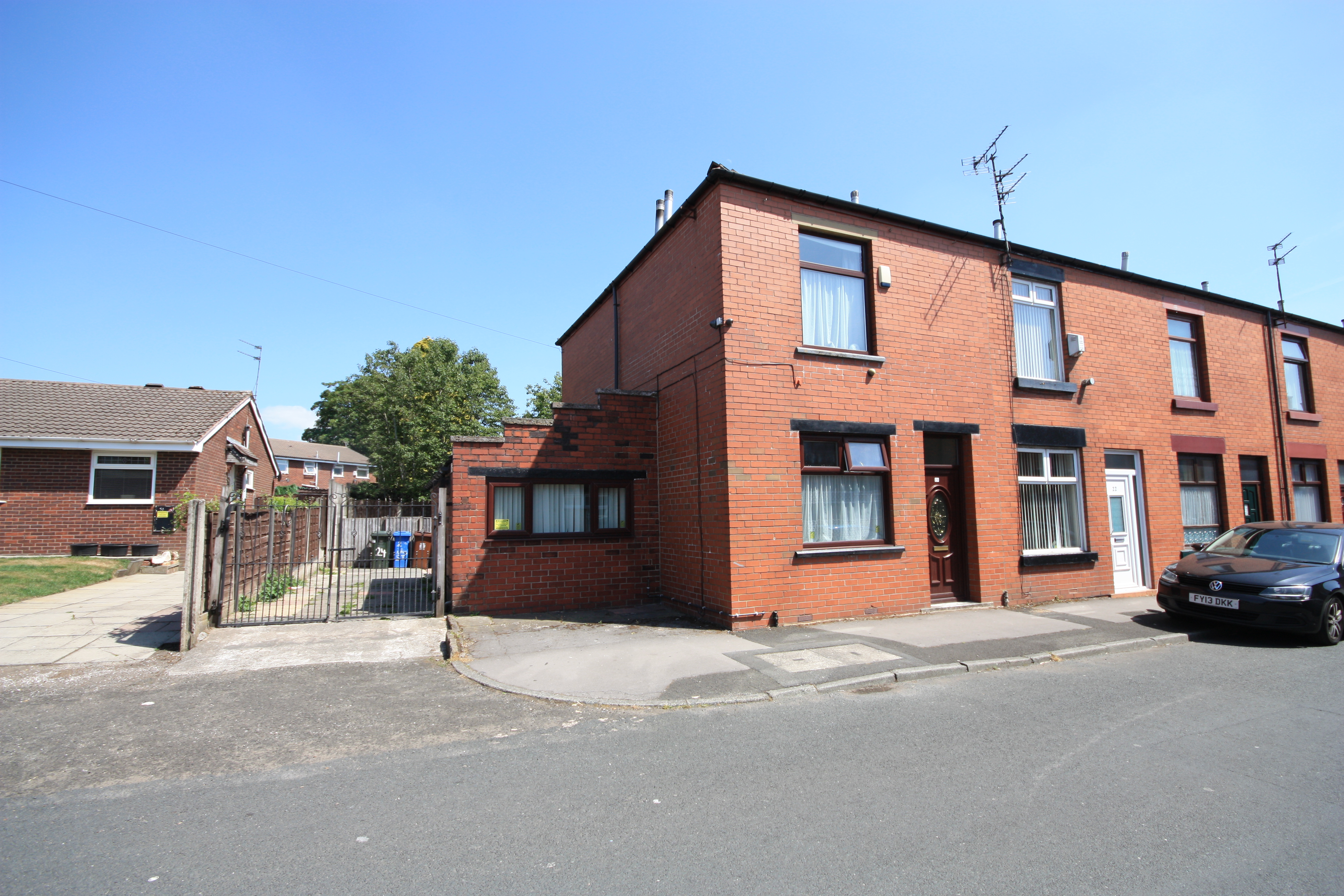 24 Law Street Sudden Rochdale OL11 4PT Searz Estate Agents in Rochdale