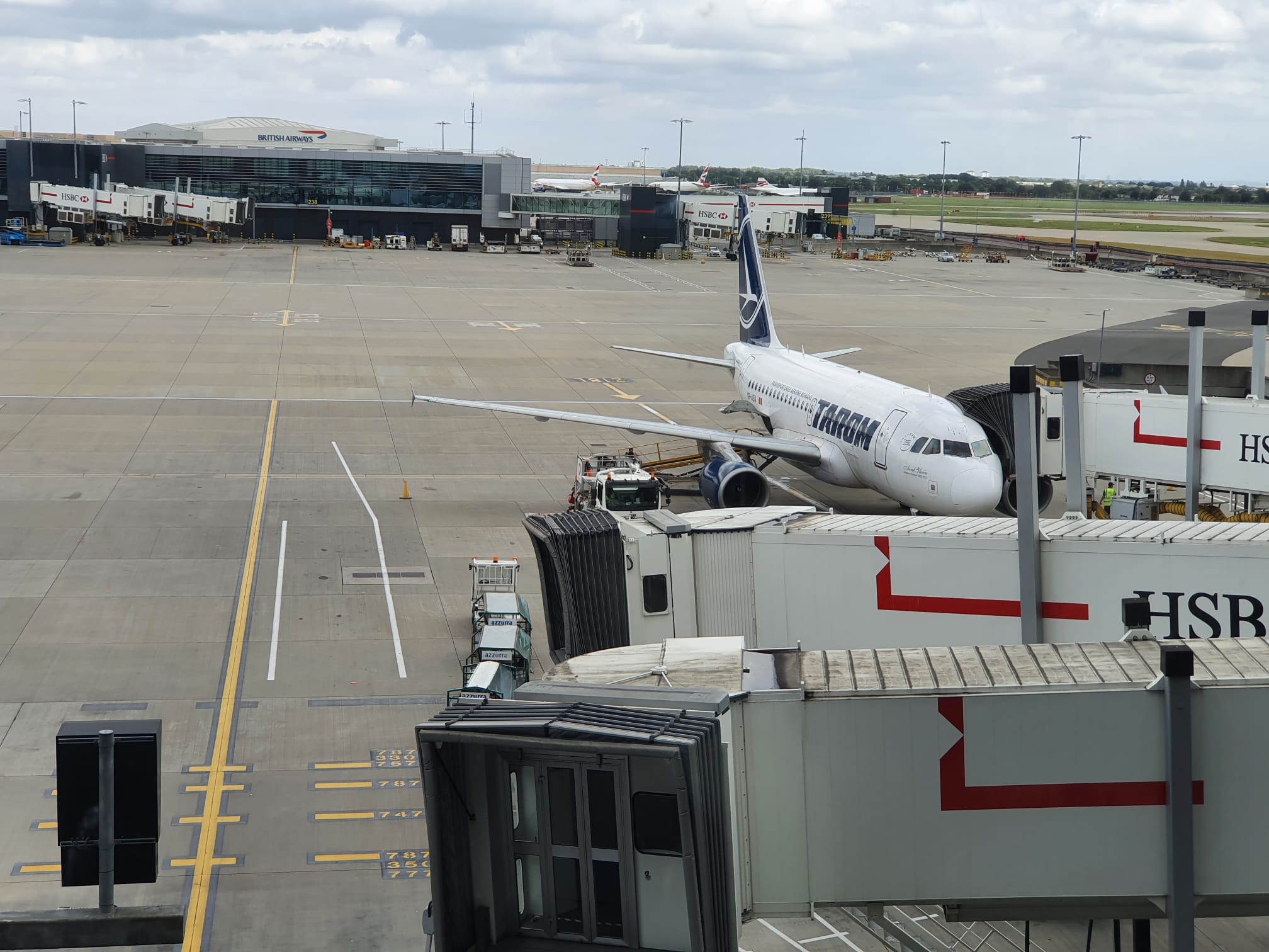 TAROM Airbus A318 111 107pax seat review by Cristian Schiffer 37537