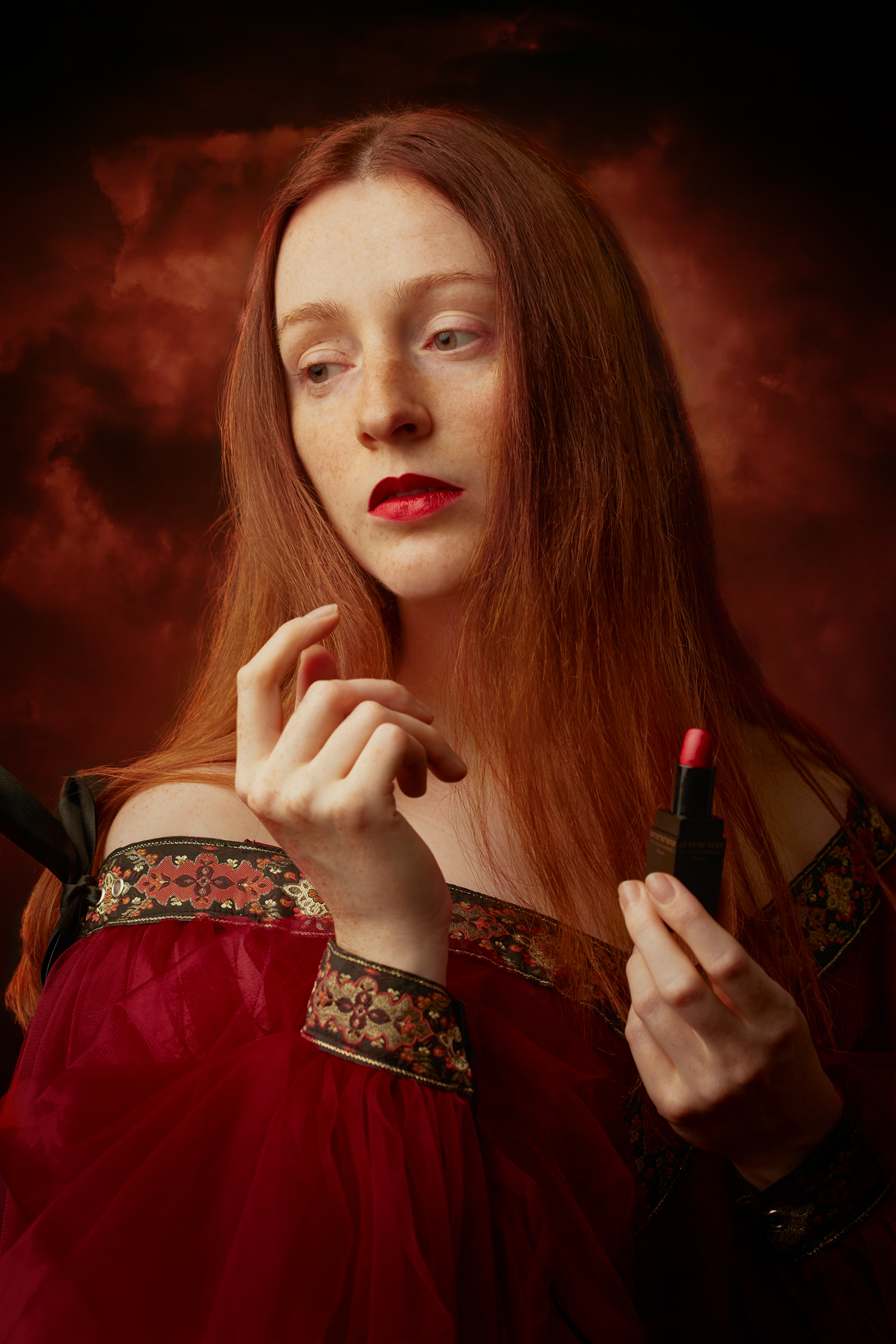 Violence Velvet Bullet Lipstick Secura Vanitas