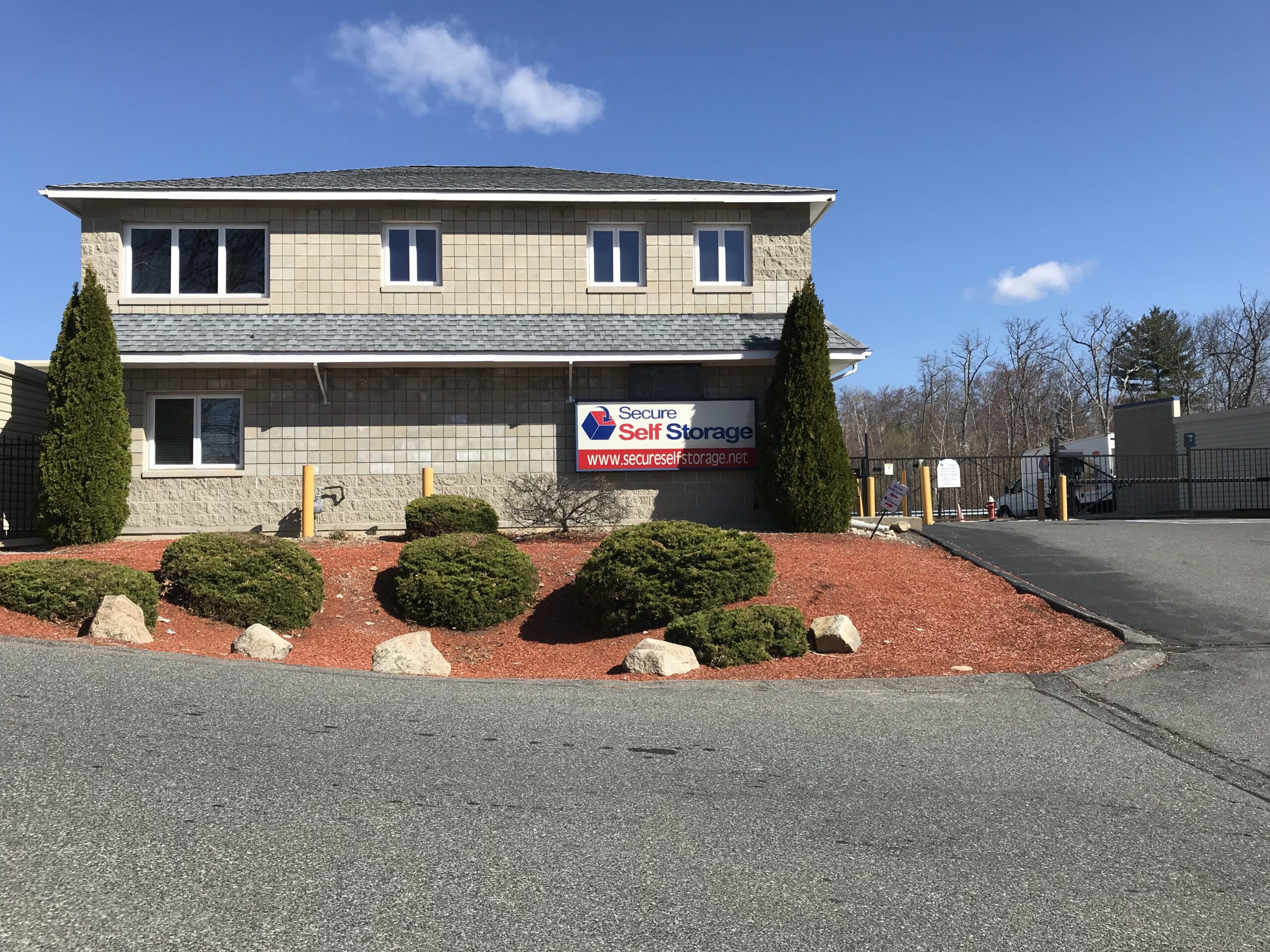 Secure Self Storage Unit Locations Rent Online in Minutes