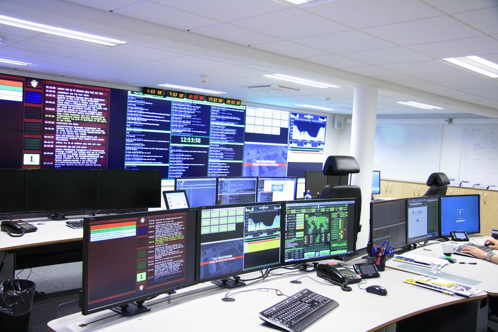 How To Use Your Screens in the Security Operations Center SecViz
