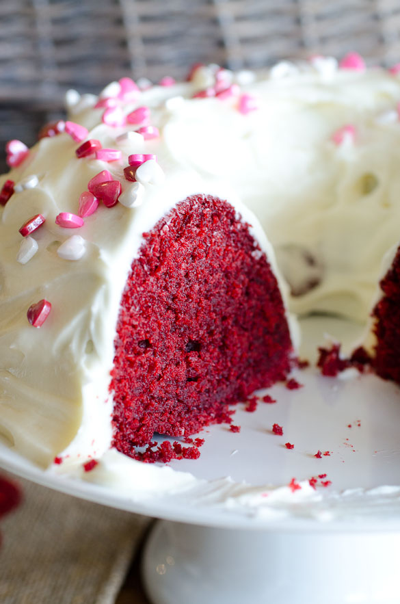 The perfect red velvet cake! Red Velvet Bundt Cake With Cream Cheese Frosting