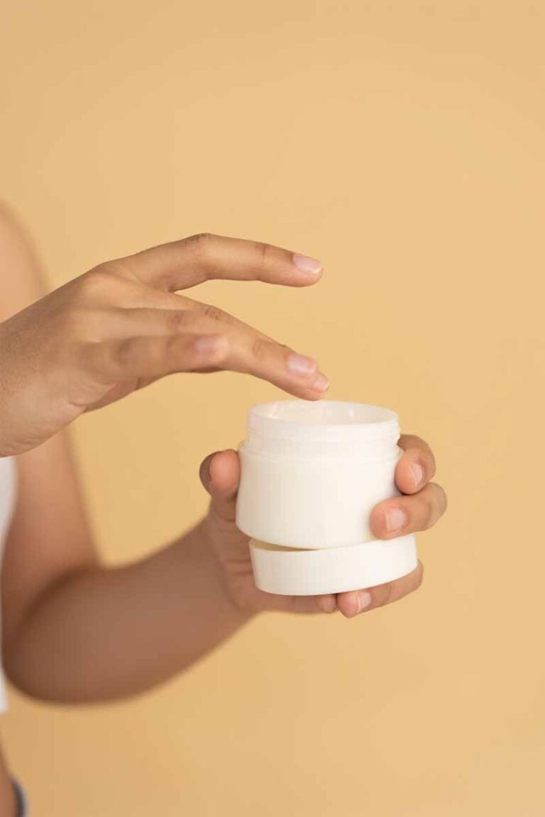 How to Apply Primer, Types and Its Uses Explained Seema