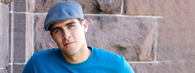 Josh Segarra goes from Electric Company to FX Se Fija!