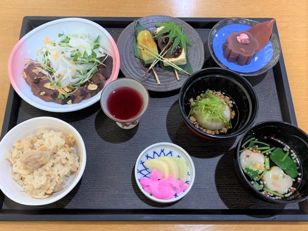 4月のスペシャルメニュー（夕食）｜食事サービス｜有料老人ホーム エデンの園｜聖隷福祉事業団