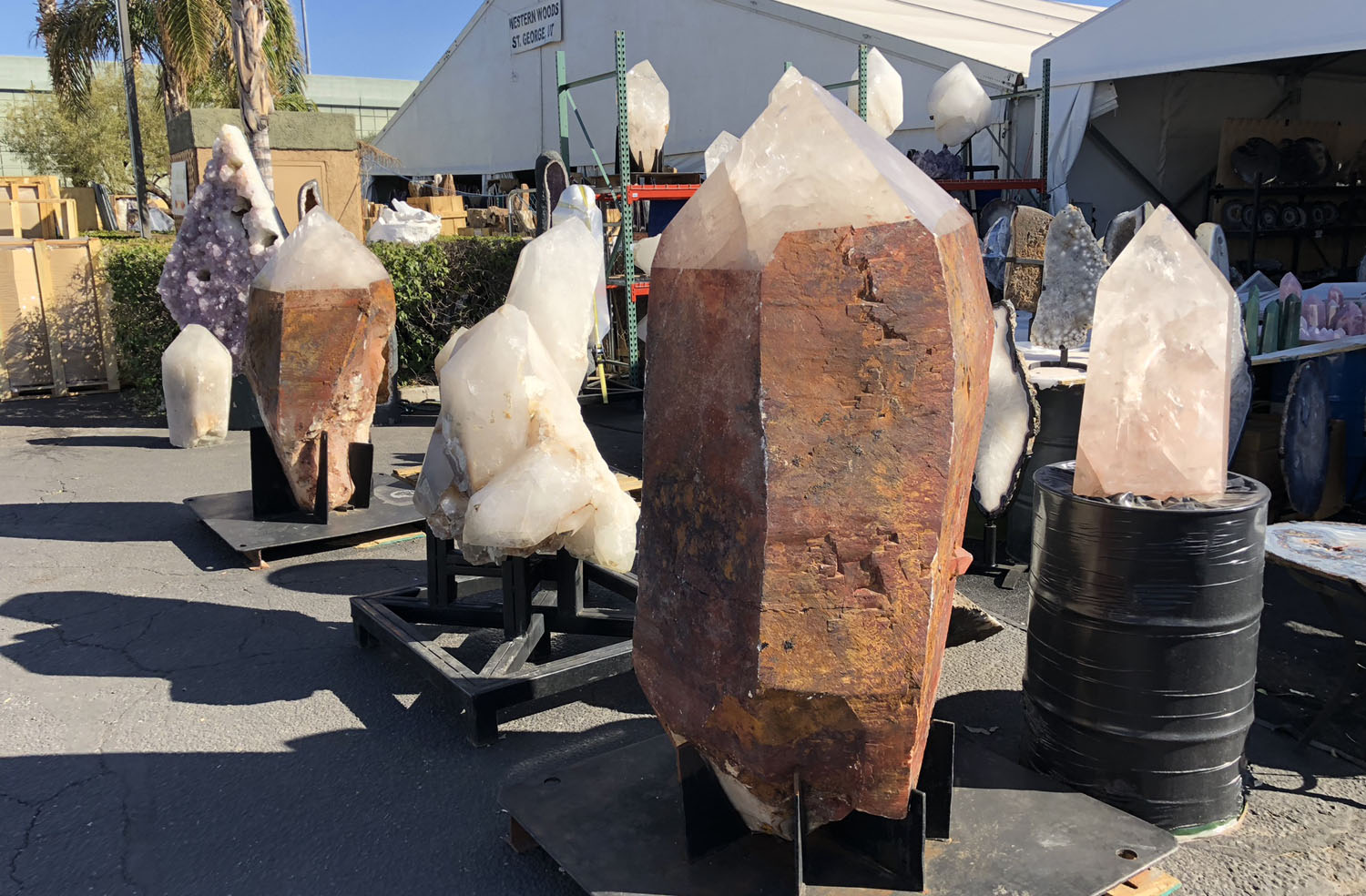 Tucson Gem and Mineral Show Select Stone