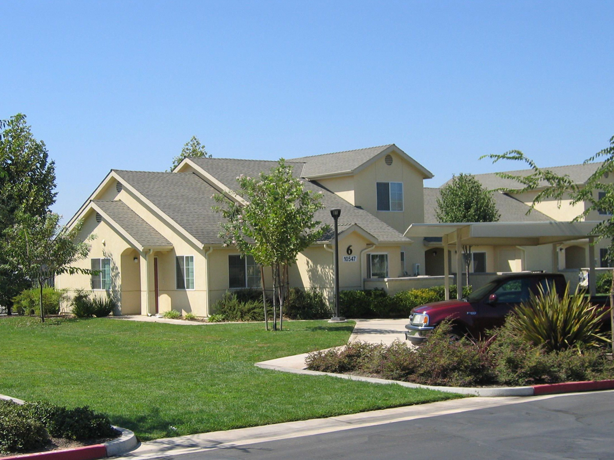 Villa Del Rey Del Rey CA MultiFamily Housing Rental