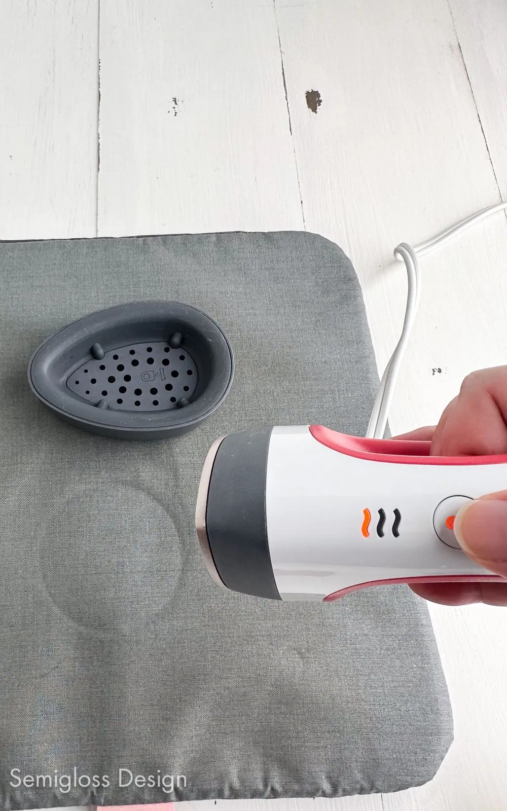 How to Use the Cricut EasyPress Mini Semigloss Design