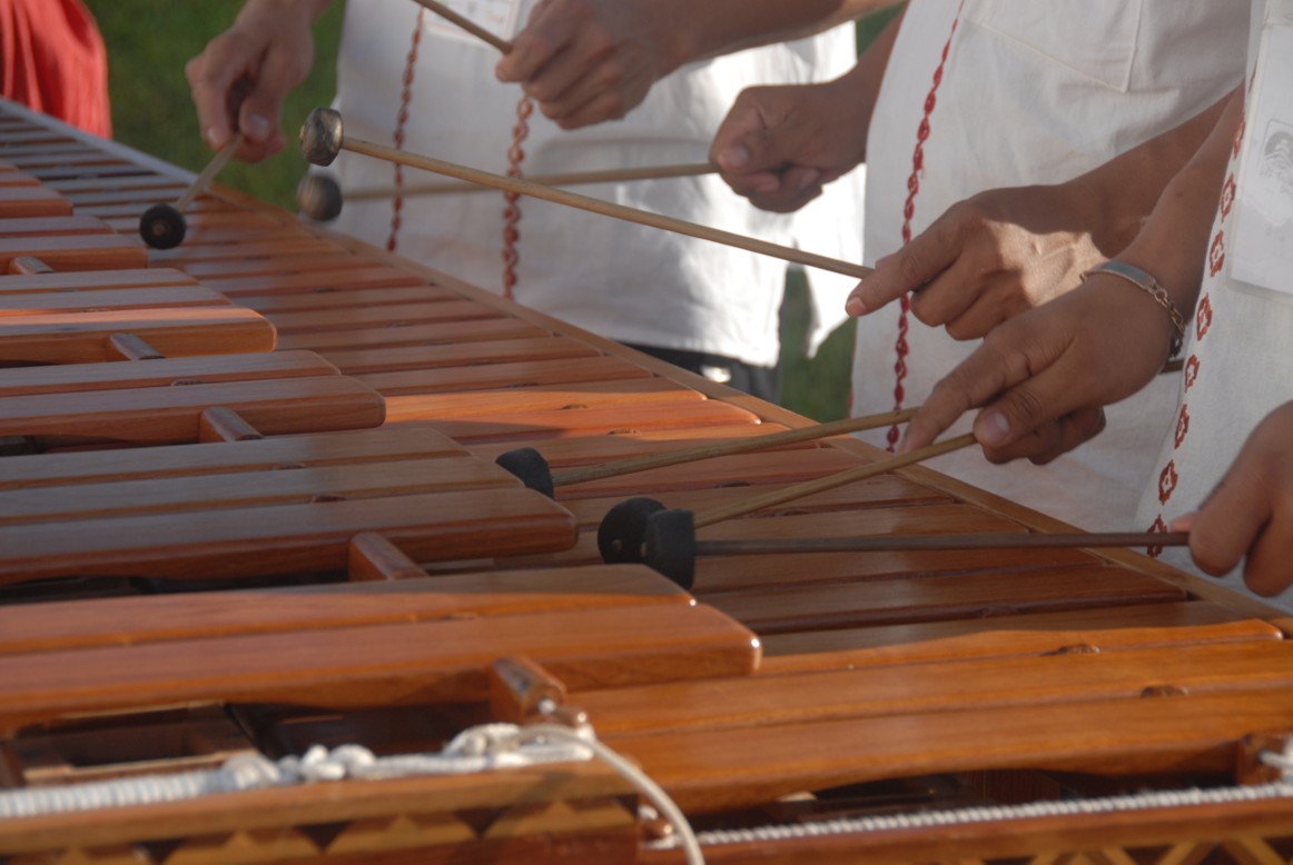marimba chiapaneca Tours y Viajes a Chiapas y Mundo Maya.