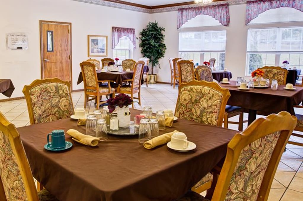 Assisted Senior Living in Mansfield, OH Mansfield Place