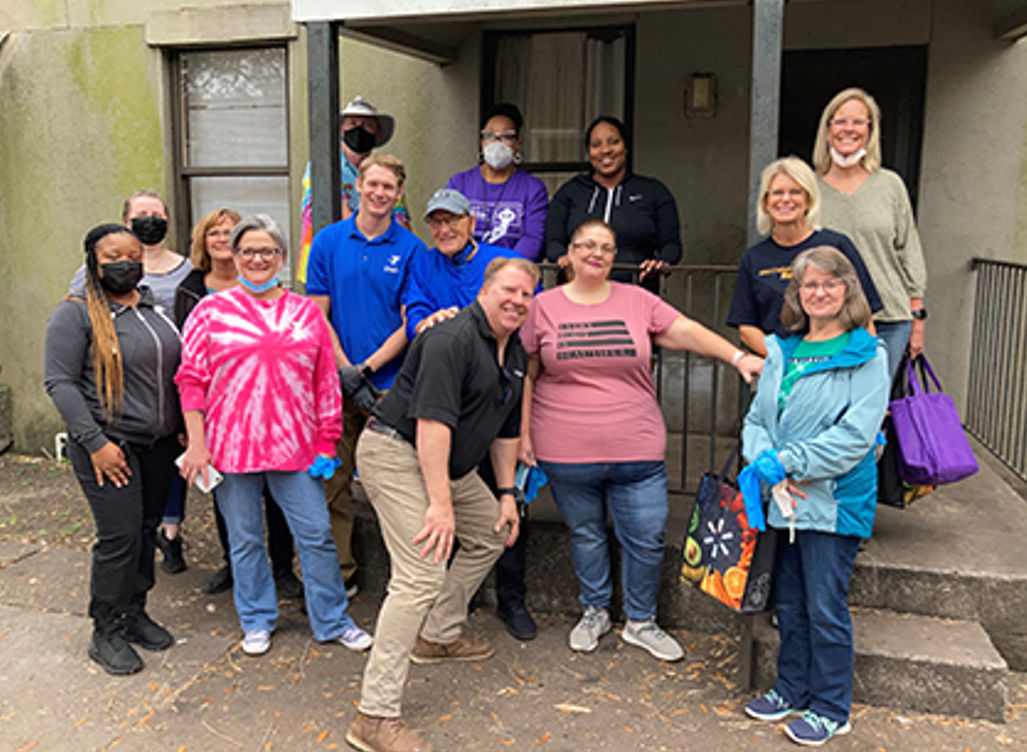 Sentry Management Savannah Delivers Beds to Children in Need