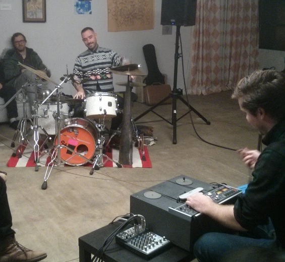 Experimental Electronic Music at the wulf