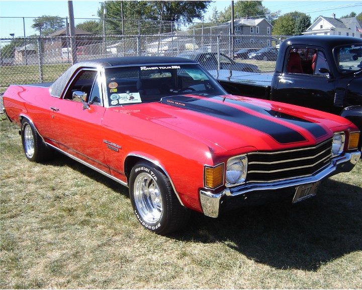 Blood Sweat and Gears car club 2012 feature vehicles