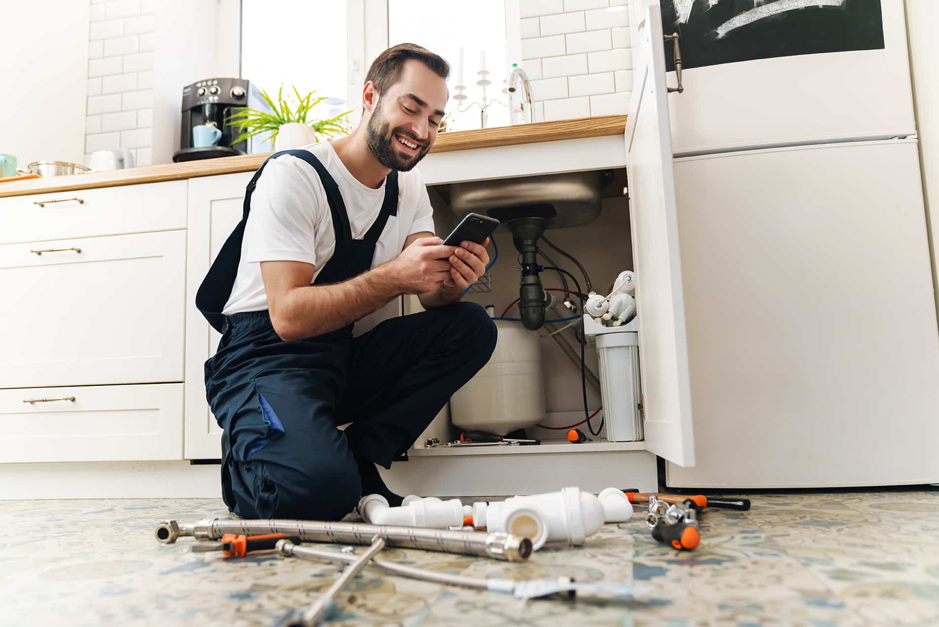 5 Best Service Business Scheduling Software Features for Plumbers