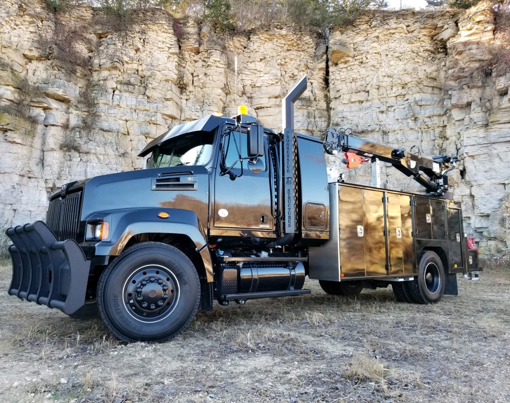 Beautiful Pictures Worth Framing Service Trucks International & Tiger