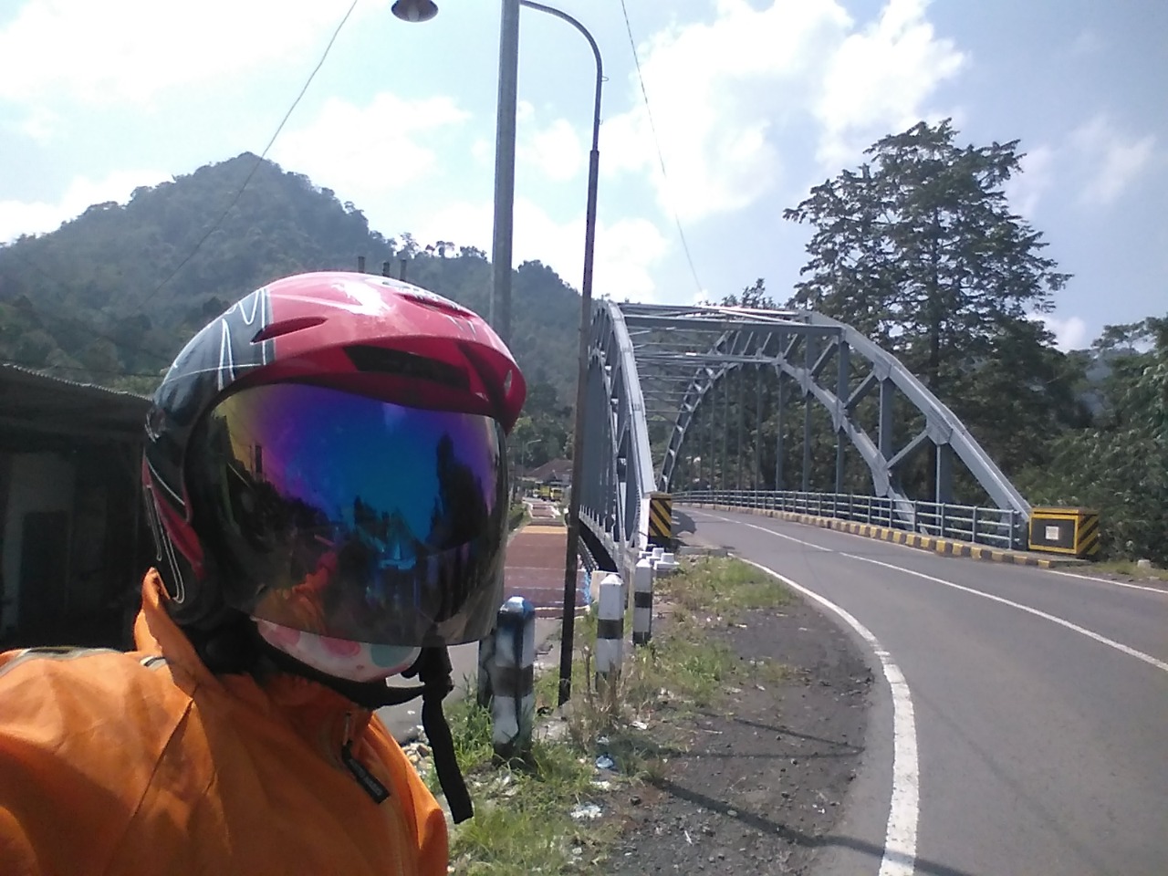 Olah Spiritual: Solo Touring Naik Motor Sendirian Jelajahi Rute Solo–Ubud |  SESAWI.NET