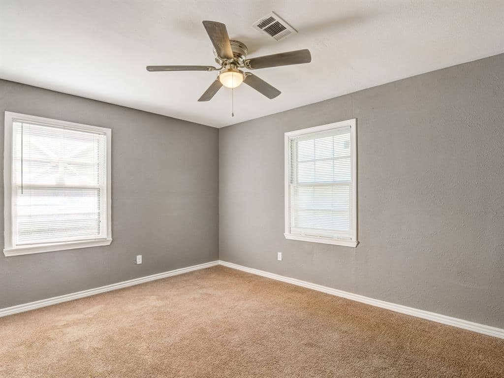 How To Cover An Ugly Carpet Setting For Four Interiors