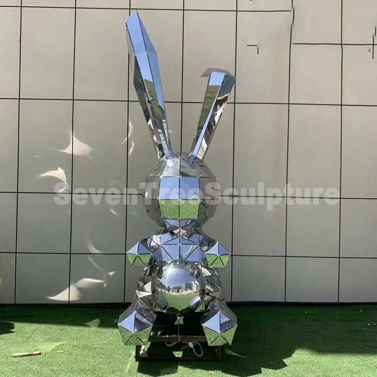 Polished Mirror Stainless Steel Rabbit Sculpture For Sale