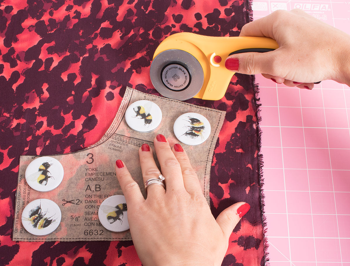 How to Sew with Slippery Fabrics Sewing Tips, Tutorials, Projects and