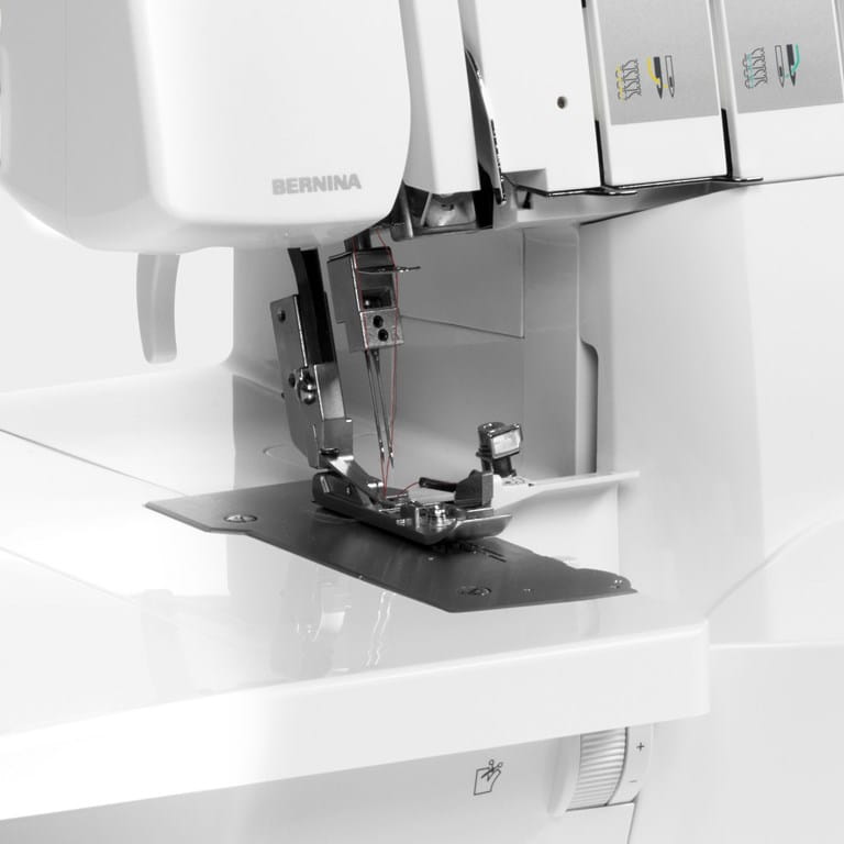 Bernina L460 Sewing Machine World