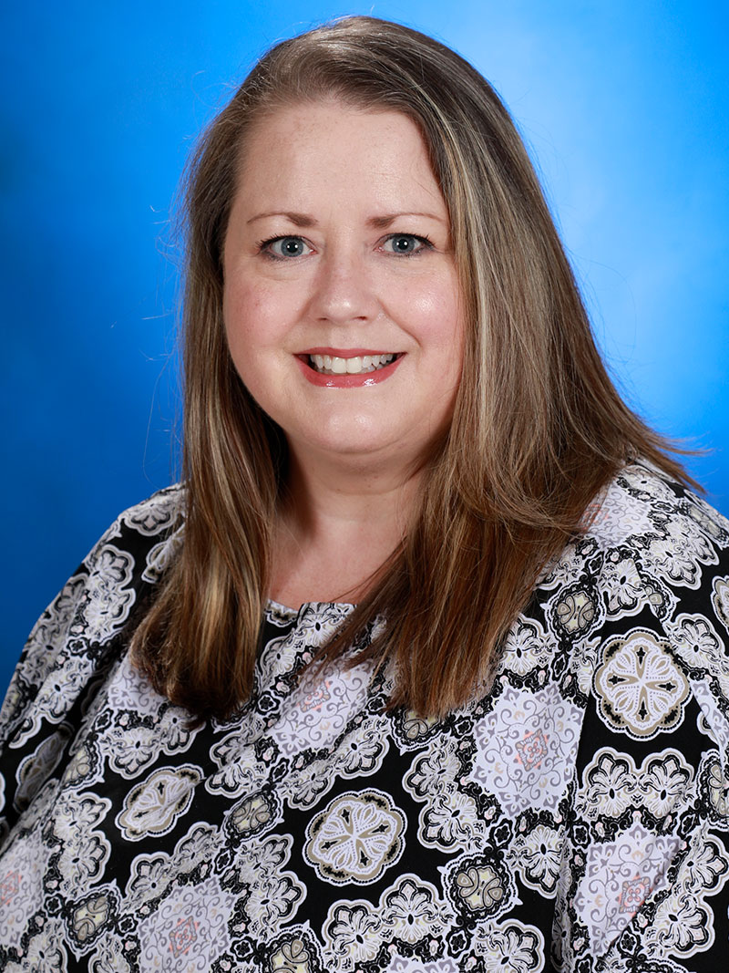 Lisa Baker's Instagram, Twitter & Facebook on IDCrawl