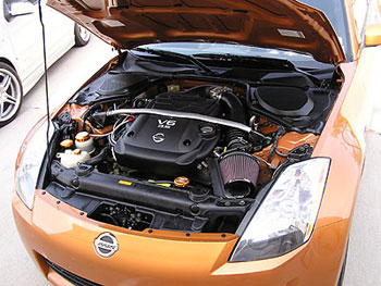 2004 Nissan 350Z Pictures Well dressed engine on this Nissan 350Z