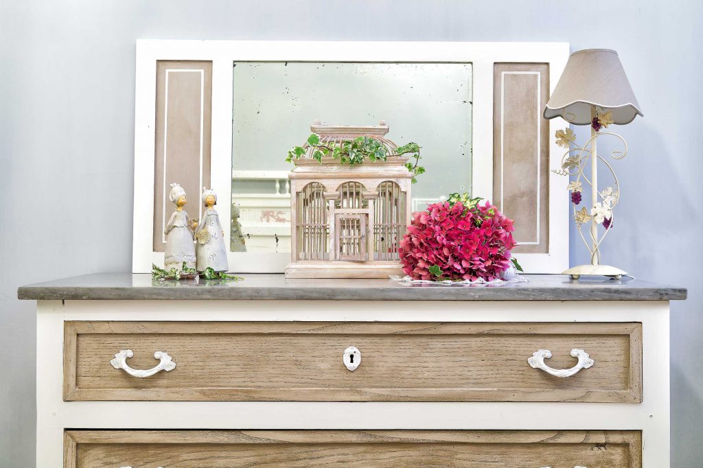 Camera da letto shabby chic