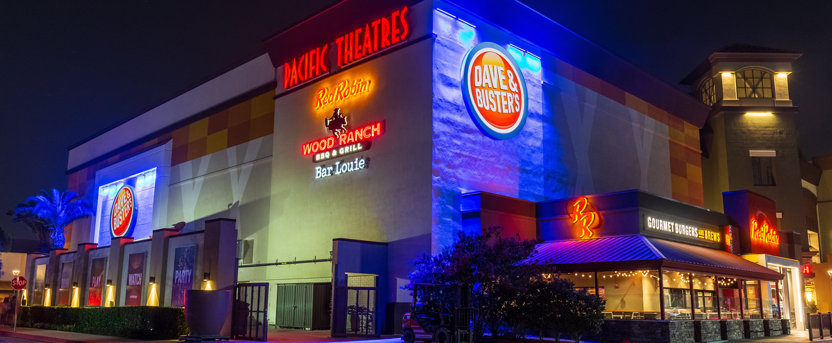 Dave & Buster’s, Northridge, CA Shames Construction