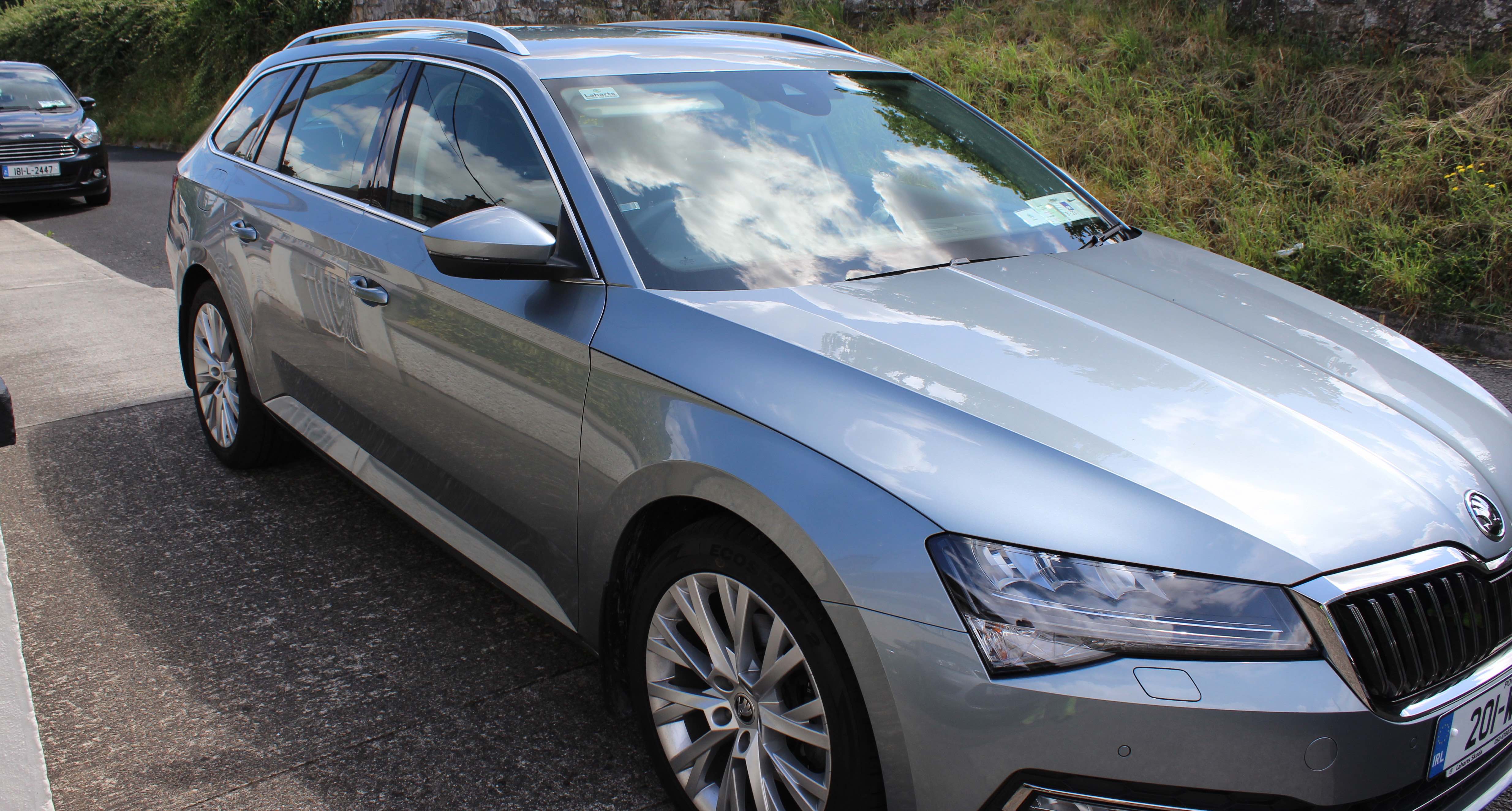 Shannon Airport Taxi Service Shannon Airport Transfers, Business Tranfers, Ireland Tours