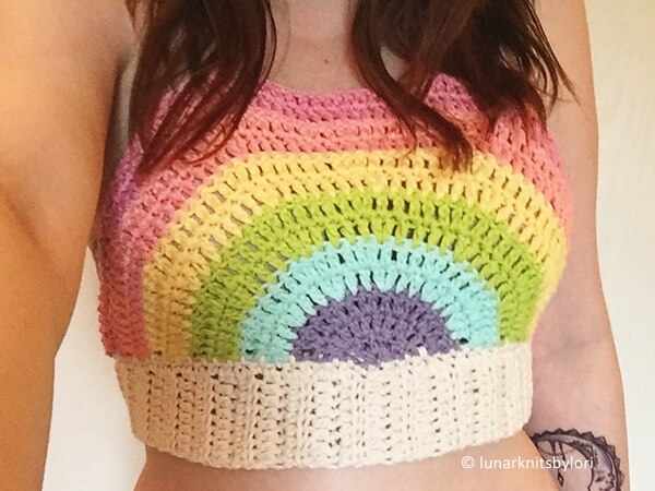 peephole shoulder crop top
