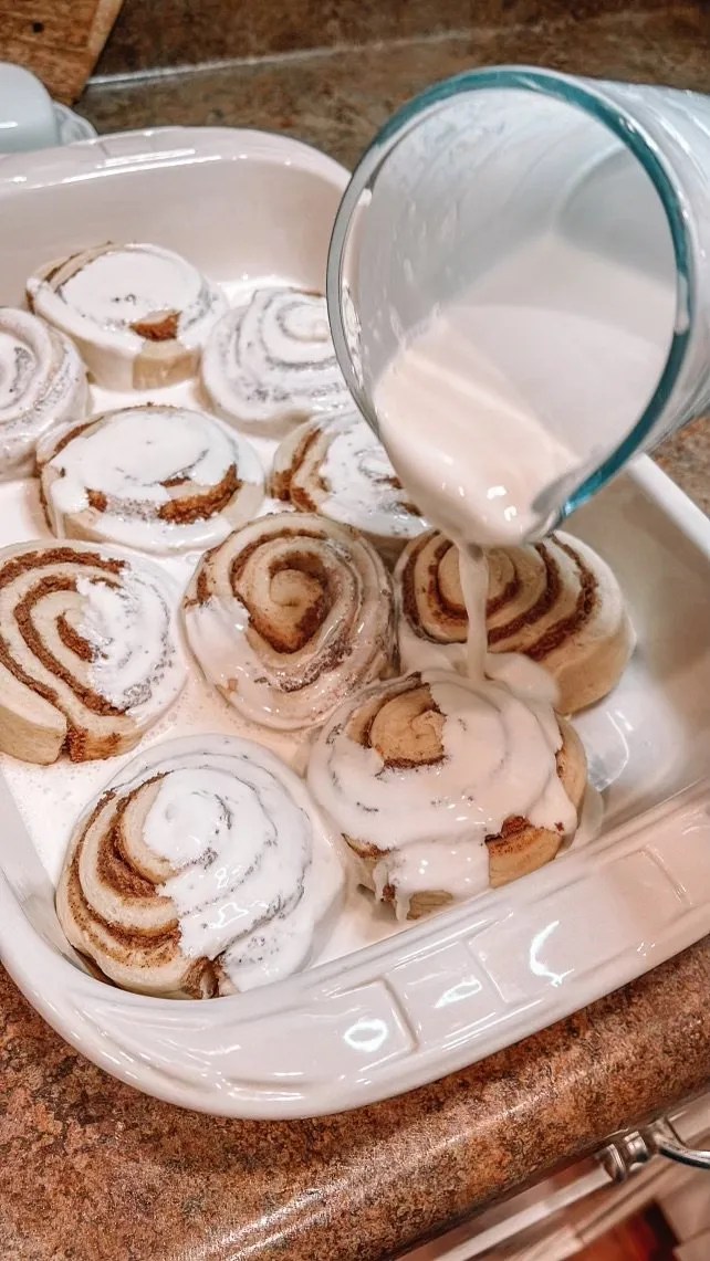 Crack Cinnamon Rolls