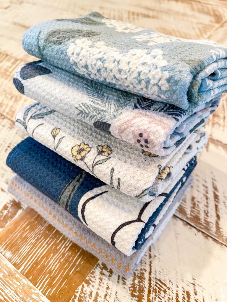 Get Your Kitchen Sparkling Clean with Geometry Towels