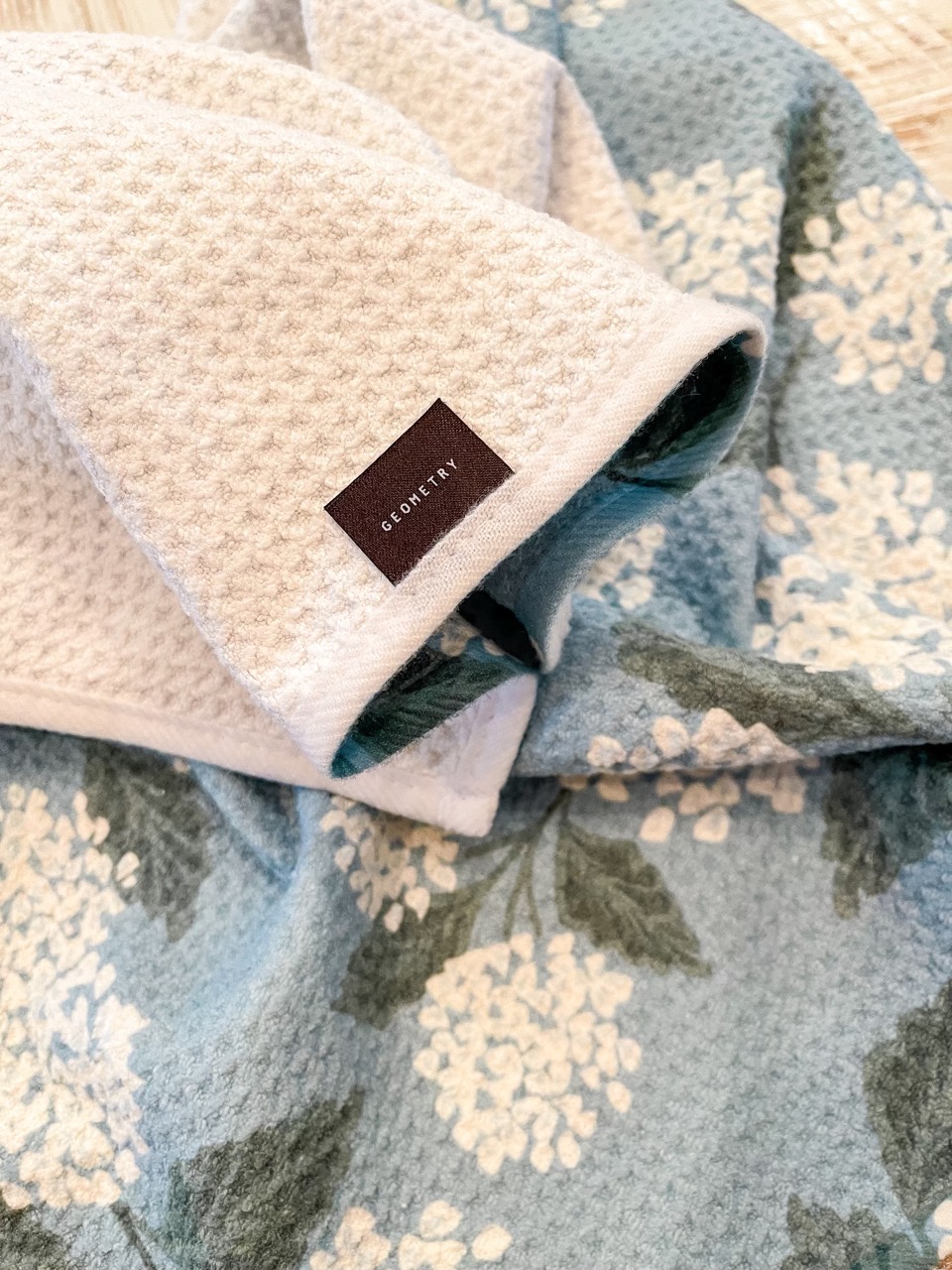 Get Your Kitchen Sparkling Clean with Geometry Towels