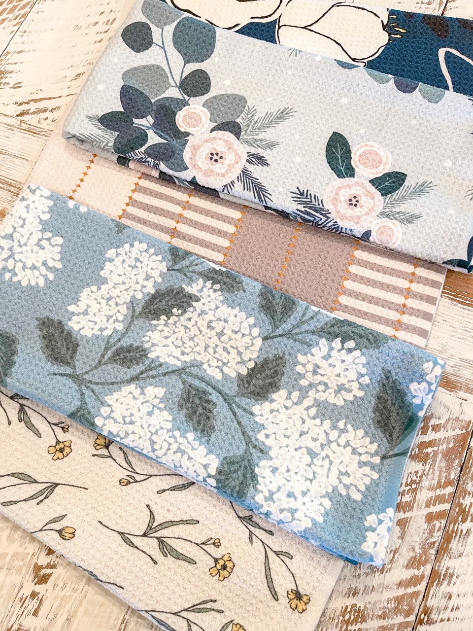 Get Your Kitchen Sparkling Clean with Geometry Towels