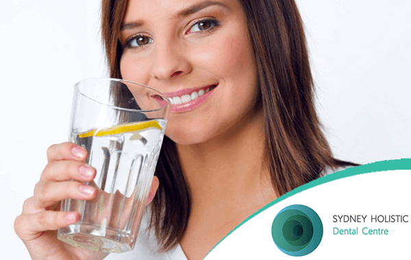 Warm water with lemon and your teeth