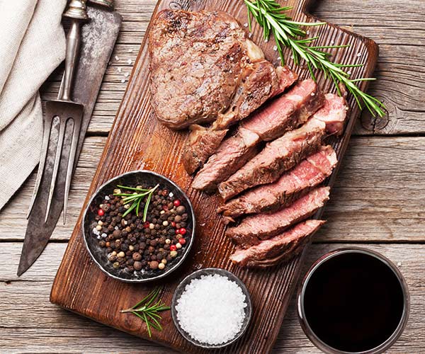 4 AntiInflammatory Proteins You Should Eat This Week For Weight Loss, According To Experts