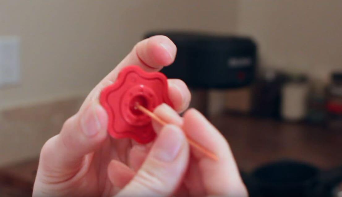 How to Clean Bunn Coffee Maker with Vinegar (Step by Step Guide)