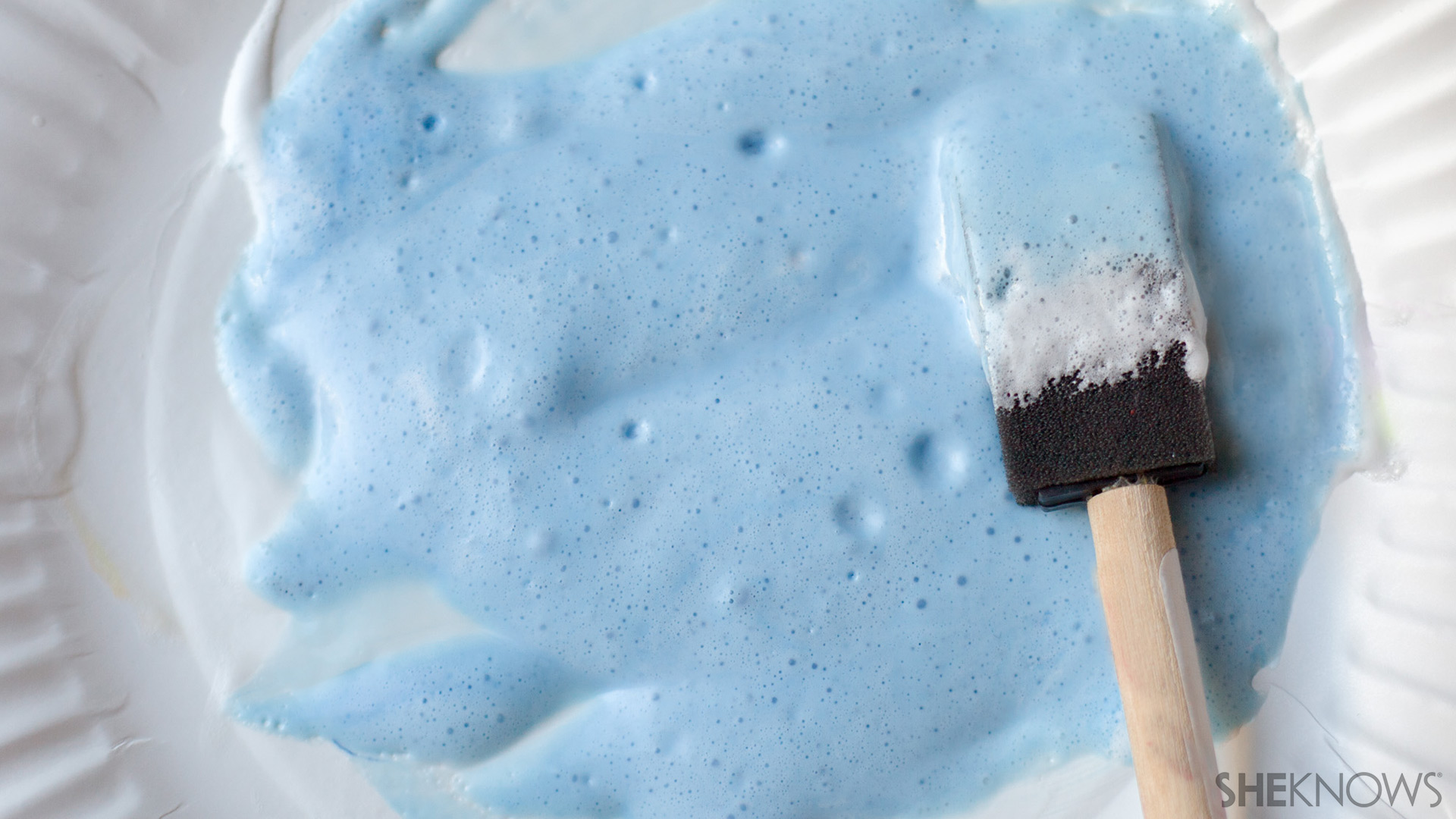 How to make DIY puffy paint for kids