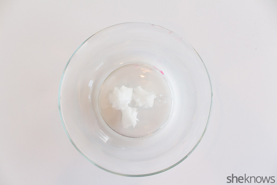 DIY this notorious face luminizer for truly glowing skin