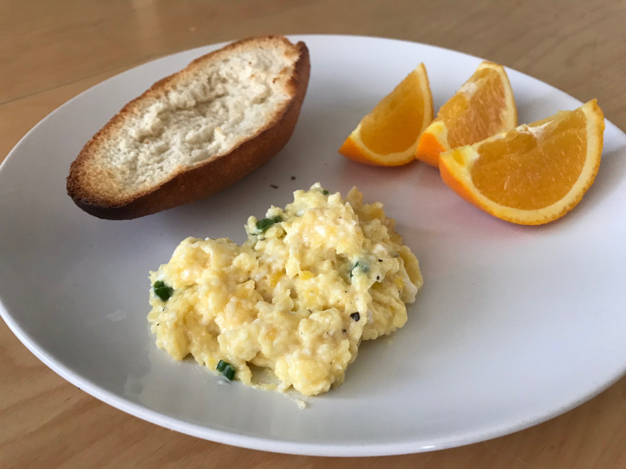 Who Makes Better Scrambled Eggs, Bobby Flay or Gordon Ramsay?