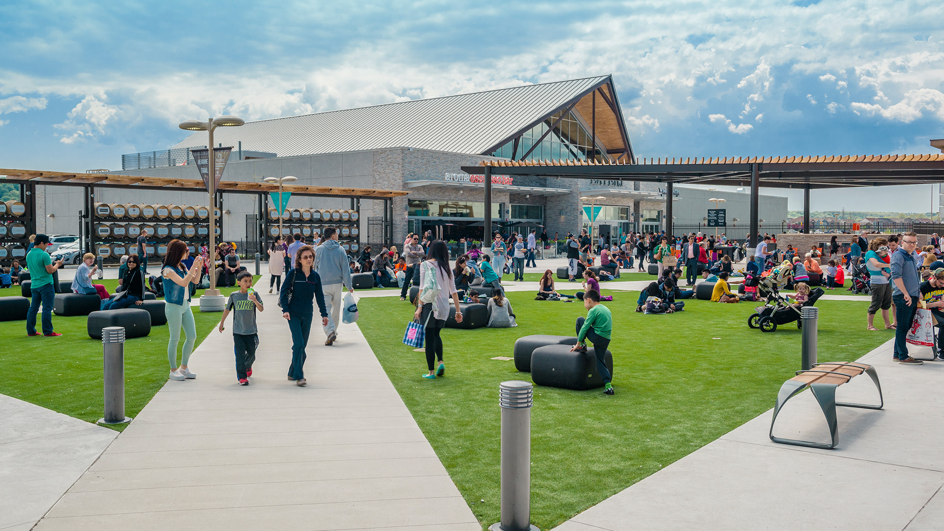 6 Ontario outlet malls worth visiting