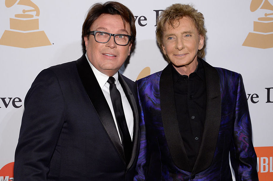 6 things to know about Barry Manilow’s romantic history SheKnows(05)